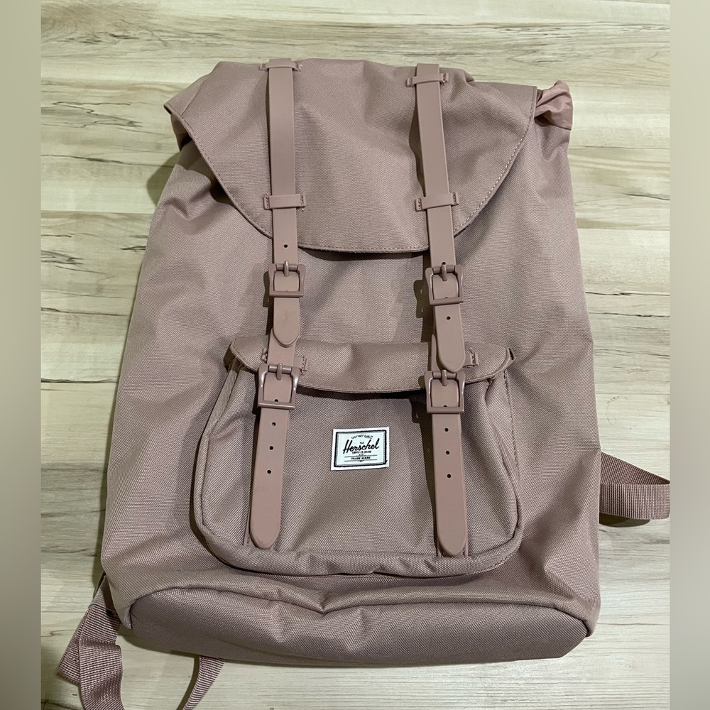 COPY - HERSCHEL Little America New